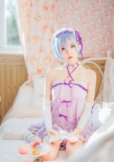 新来的女秘书