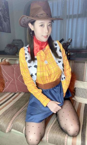 伦理漂亮女老板