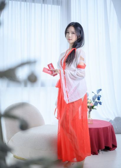 娇妻高潮了开始迎合别人