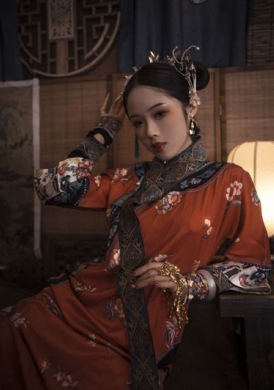 明天我会成为谁的女友