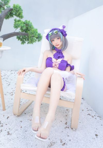 纤纤影院在线观看