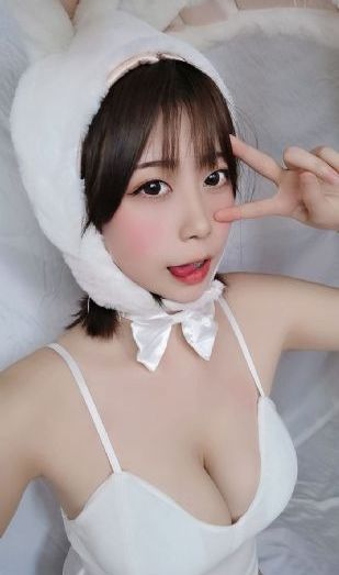 内衣柜办公室