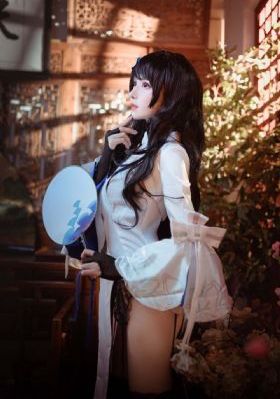 小姨母在线观看